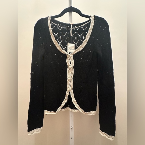 NWT Free People Adelene Pointelle Cardigan S in Black Creme - Picture 4 of 9